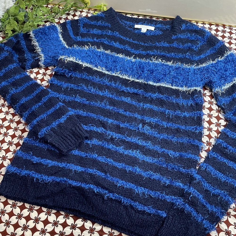 Piperlime Stripped Women Sweaters size M